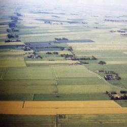 Siedlungsreihe von Haferwisch-Oesterwurth. Foto: Volker Arnold